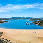With Swimming Pool In Costa Serena Just 700 Mt From The Sea 3*
