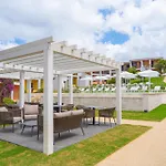 Apartahotel With Swimming Pool In Costa Serena Just 700 Mt From The Sea
