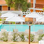 With Swimming Pool In Costa Serena Just 700 Mt From The Sea Apartahotel Porto Rafael