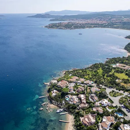 With Swimming Pool In Costa Serena Just 700 Mt From The Sea Aparthotel