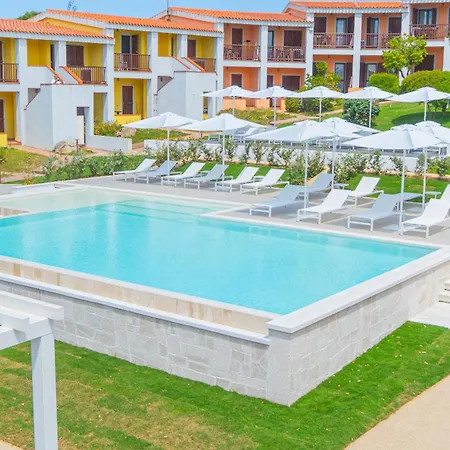Aparthotel With Swimming Pool In Costa Serena Just 700 Mt From The Sea 3*