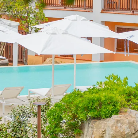 Apartmanhotel With Swimming Pool In Costa Serena Just 700 Mt From The Sea Porto Rafael