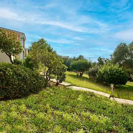 Aparthotel With Swimming Pool In Costa Serena Just 700 Mt From The Sea 3*