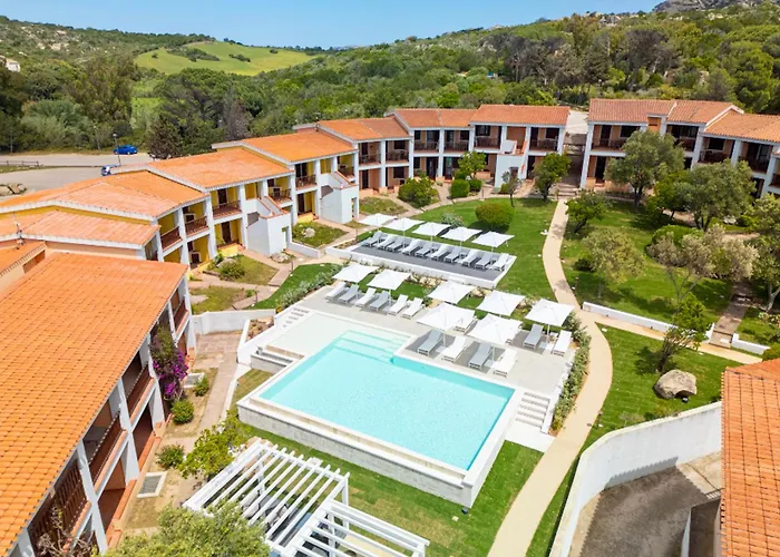 With Swimming Pool In Costa Serena Just 700 Mt From The Sea Porto Rafael