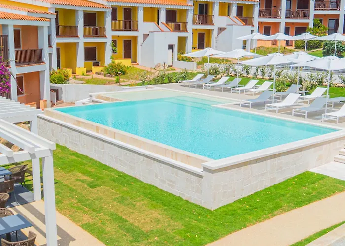 Apartmanhotel With Swimming Pool In Costa Serena Just 700 Mt From The Sea Porto Rafael