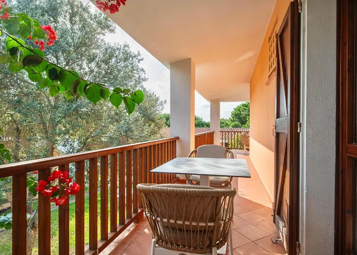 With Swimming Pool In Costa Serena Just 700 Mt From The Sea Apartmanhotel Porto Rafael